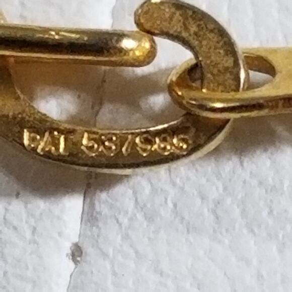 Marvella Pat 537985 twisted small faux pearl necklace 1.1691 - Picture 2 of 11